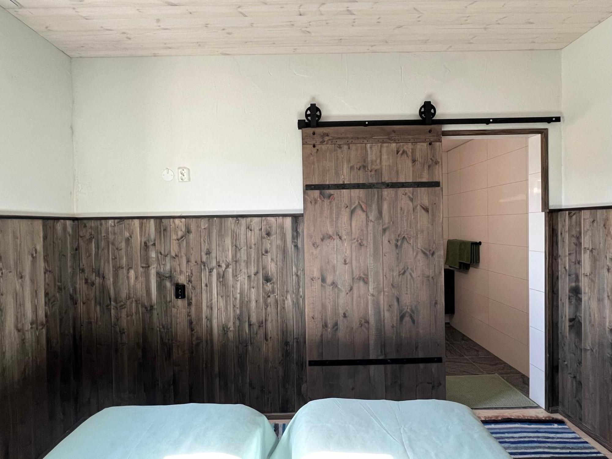 Kihnu Sadama Oeoemaja Guesthouse Lemsi Ngoại thất bức ảnh